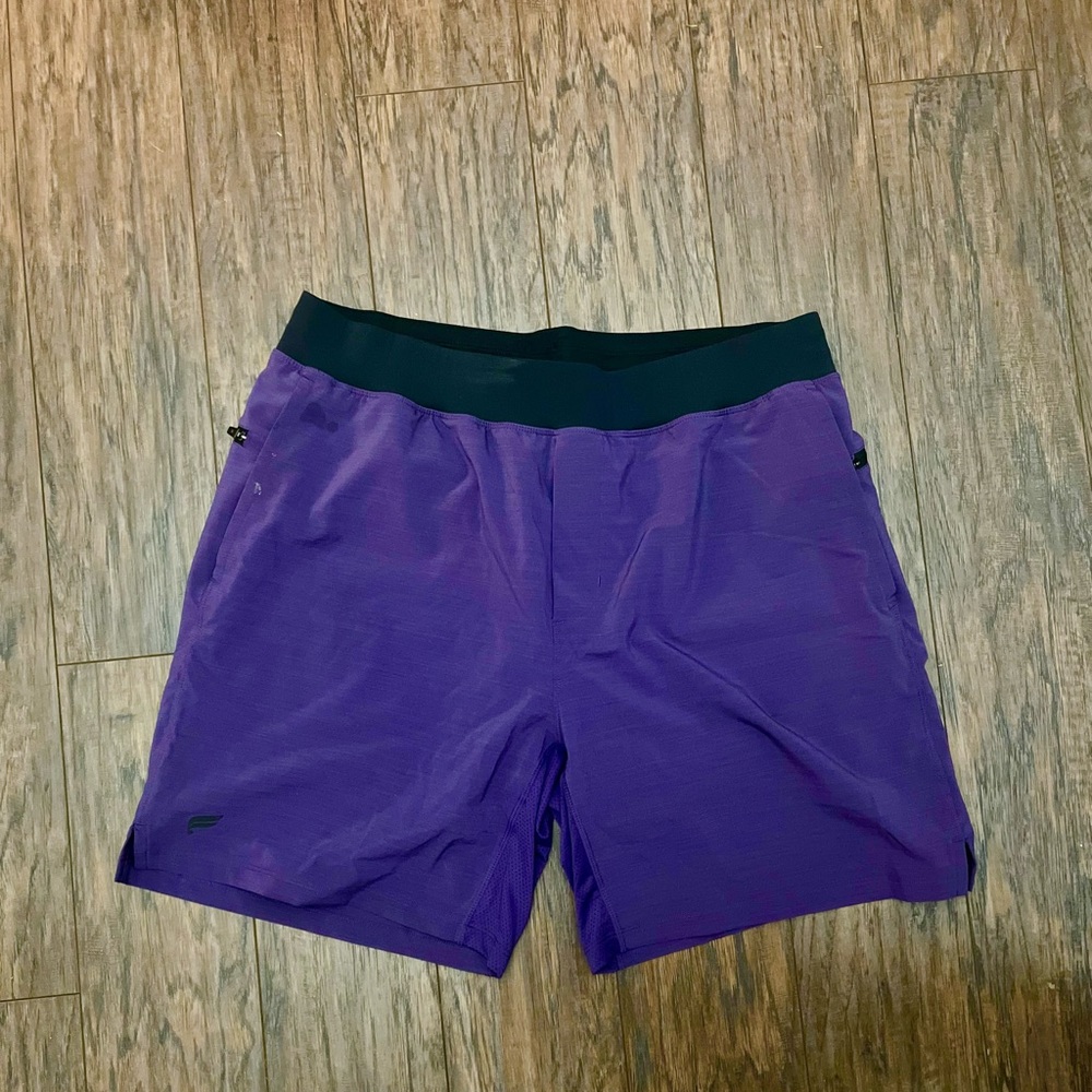 Fabletics Men’s shorts 7 in